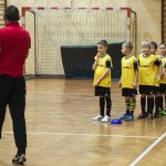 Z wielbłądem na boisku