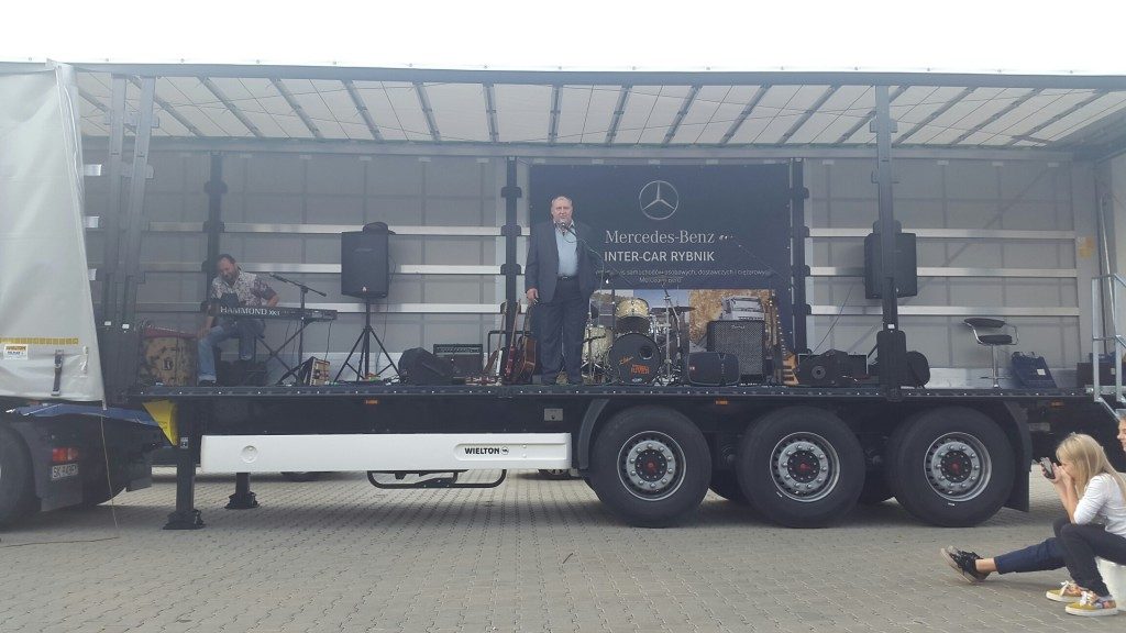 Piknik z Mercedesem 2015